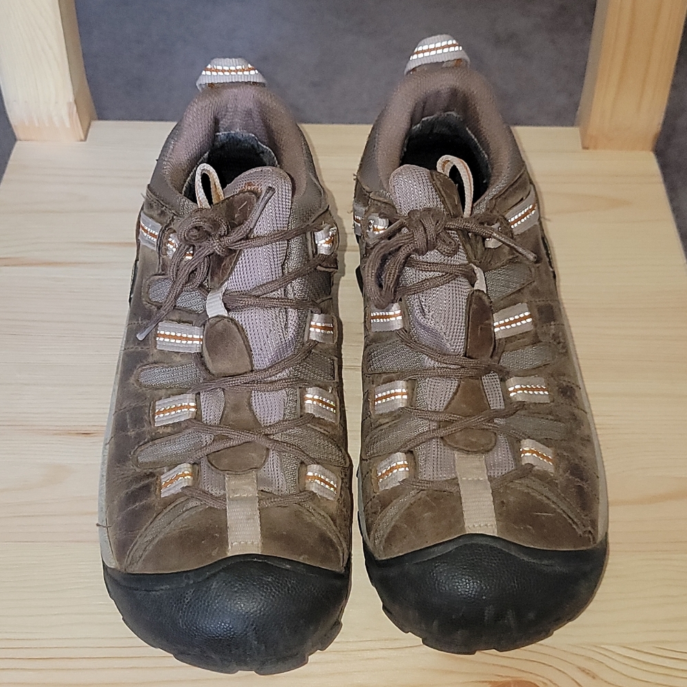 Keen hiking women shoes